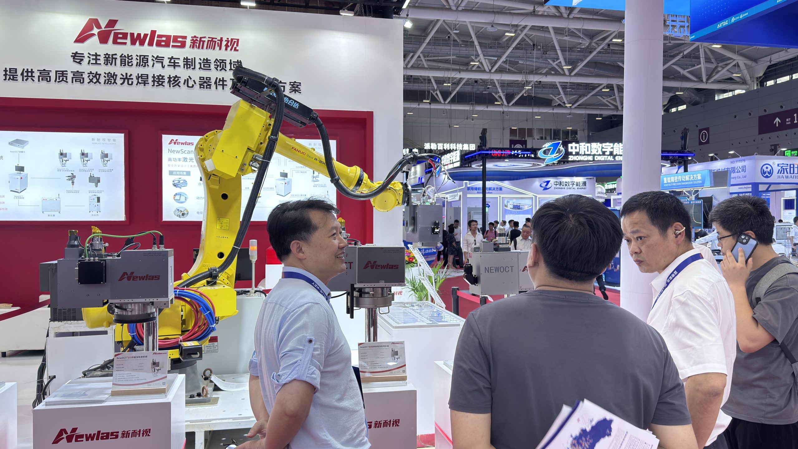 YH533388银河携电池智造全链解决方案亮相CIBF